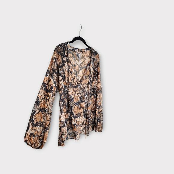 Free People Womens Out For The Night Snake Print Blouse M Semi-Sheer Boho - Picture 3 of 8